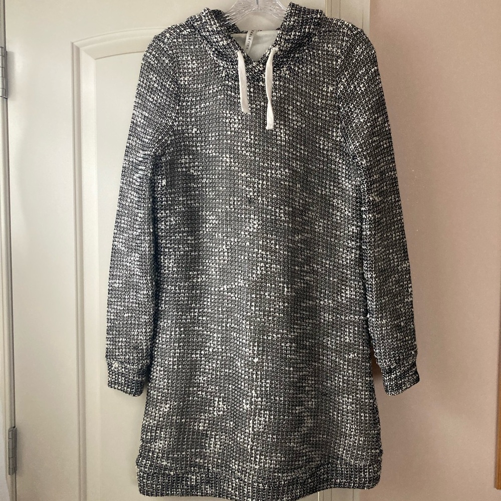 Black and White Sport Dress